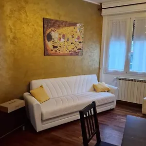 Appartamento Sempione Yellow, Milano